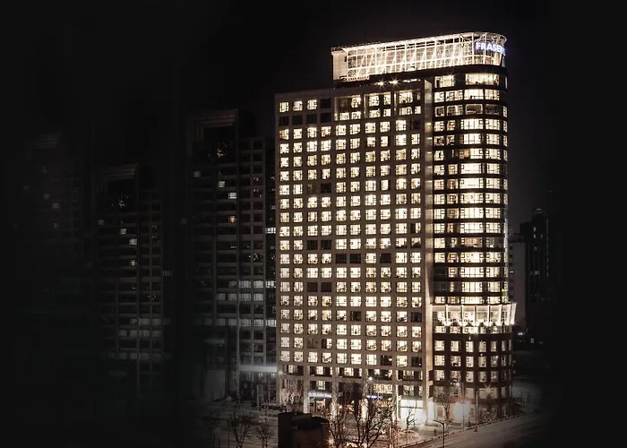 Fraser Place 4*
